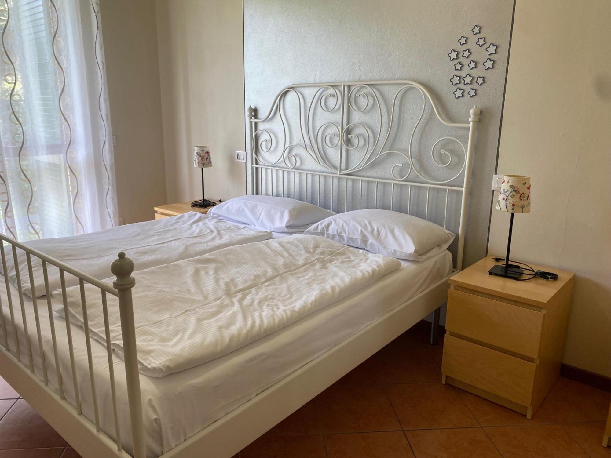 Apartment Flower Raffa ภายนอก รูปภาพ